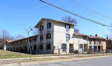 Woodland Terrace in Washington, DC - Building Photo - Building Photo