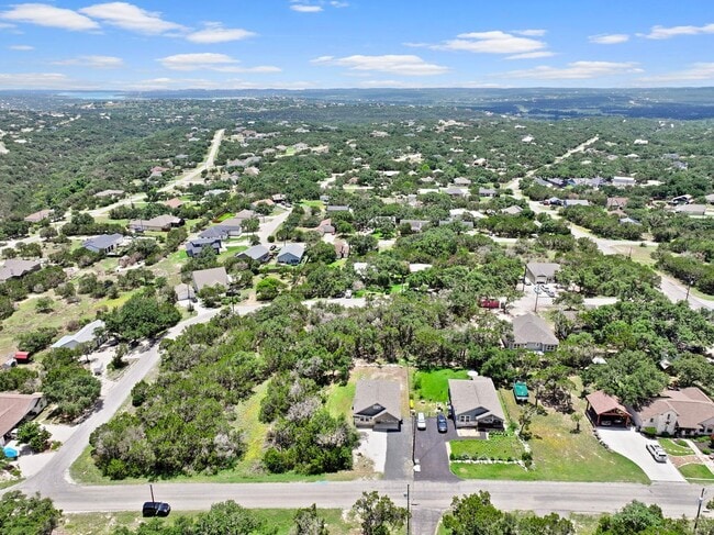 1777 Point View in Spring Branch, TX - Building Photo - Building Photo