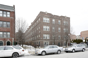 Hyde Park / Kenwood Apartments