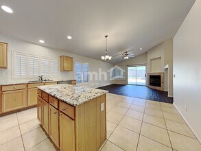 9810 E Kiva Ave in Mesa, AZ - Building Photo - Building Photo