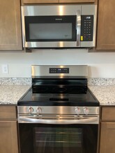 209 Addison Dr in Cartersville, GA - Foto de edificio - Building Photo