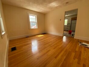 7 Rifle Ct, Unit 7 in Watertown, MA - Building Photo - Building Photo