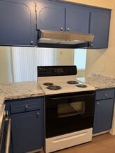 141 47th Ave SE, Unit 141 47th Ave Se in Salem, OR - Foto de edificio - Building Photo