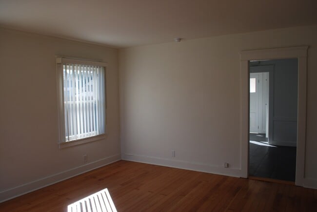 407-407 Arcade Dr