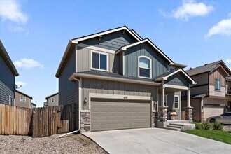 6137 Popper Dr in Colorado Springs, CO - Building Photo - Building Photo