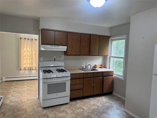 property at 36 Carpenter St