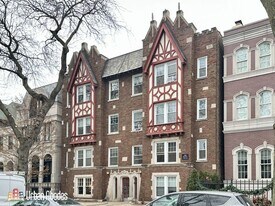 2133 N Dayton St, Unit J06W in Chicago, IL - Building Photo