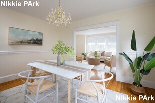 18 Winslow Rd in Belmont, MA - Building Photo