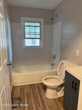 104 N 45th St in Louisville, KY - Building Photo - Building Photo