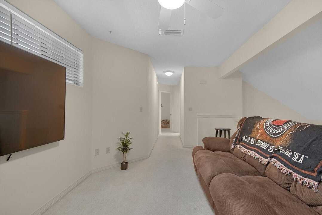 407 Parkwood Pl in Niceville, FL - Building Photo