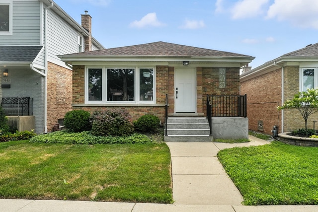 7441 N Oriole Ave in Chicago, IL - Building Photo - Building Photo