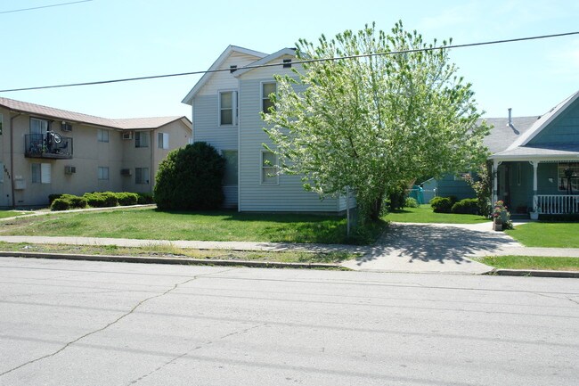 1019 W Sinto Ave in Spokane, WA - Foto de edificio - Building Photo