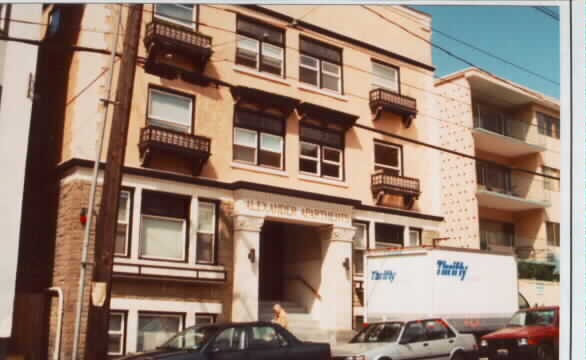 Alexander Apartments in Seattle, WA - Building Photo - Building Photo