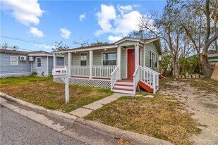 8 Julian St in San Benito, TX - Building Photo