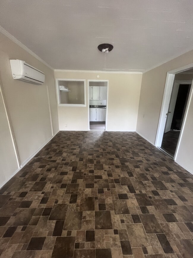 207 State St in Mullins, SC - Building Photo - Building Photo