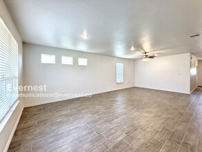 857 Freedom Cir in Nolanville, TX - Building Photo - Building Photo