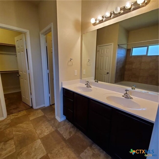 property at 1400 Shim's Blvd