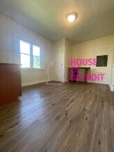 5065-5067 Linsdale St in Detroit, MI - Building Photo - Building Photo