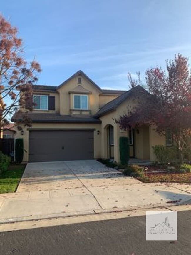 property at 4174 Richmond Ave