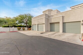 295 N Rural Rd in Chandler, AZ - Foto de edificio - Building Photo