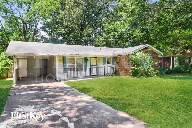 2555 McArthur Dr in Memphis, TN - Building Photo - Building Photo