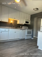 1624 10th Ave in Newport, MN - Building Photo - Building Photo