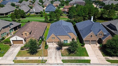 14 Cottage Glen Ln in Fulshear, TX - Building Photo - Building Photo