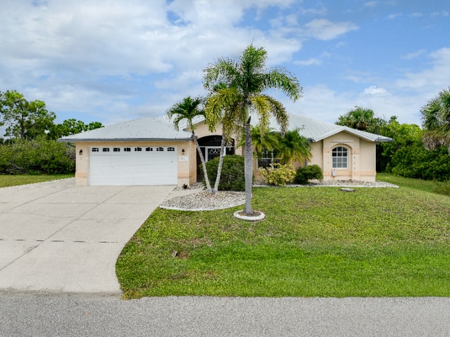 15140 Lyneburg Ave in Venice, FL - Building Photo - Building Photo
