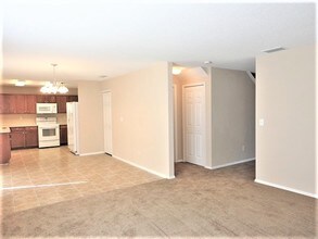 2050 Harcourt Pl in Odessa, FL - Building Photo - Building Photo