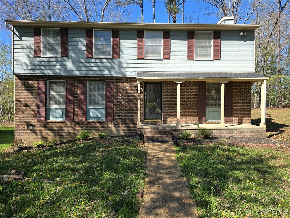 14600 Helmsman Ct in Chesterfield, VA - Building Photo