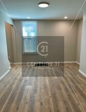 319 Wyoming St in Dayton, OH - Building Photo - Building Photo