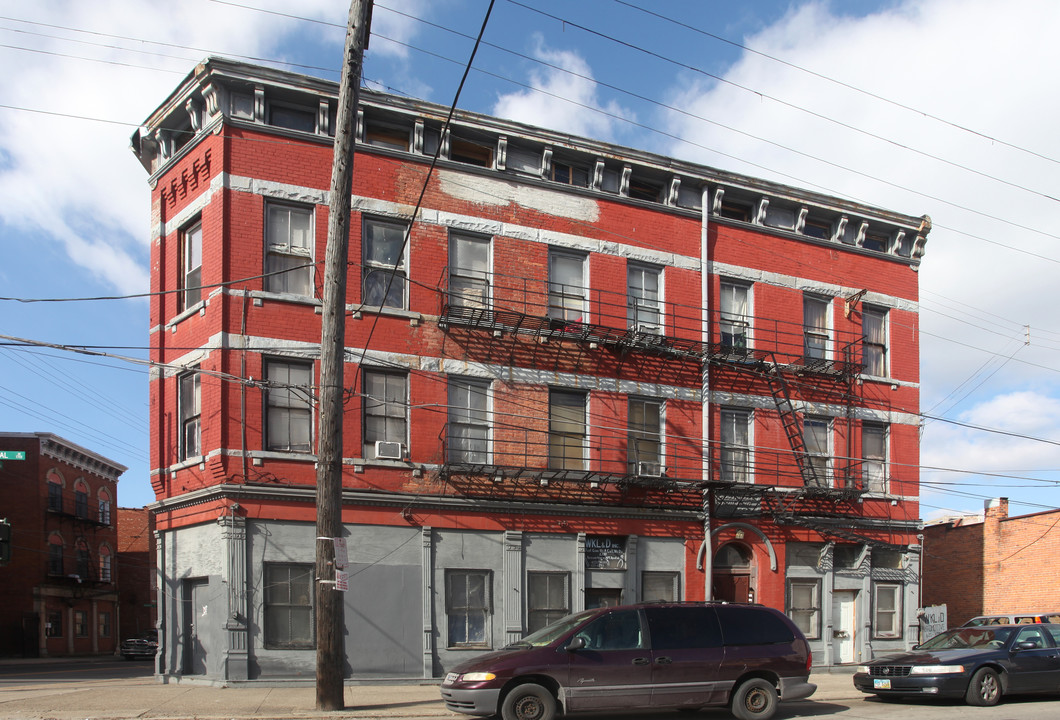 1701-1705 Central Ave in Cincinnati, OH - Building Photo