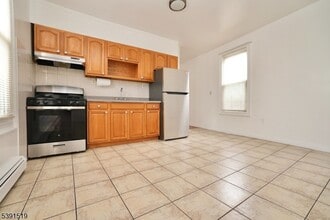 75 Mill St in Belleville, NJ - Building Photo - Building Photo