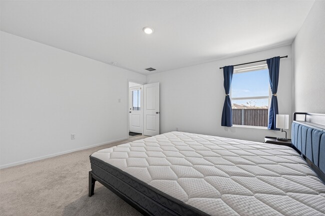 property at 28923 Great Cyn Dr