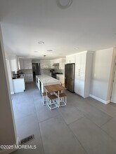 445 Slocum Pl in Ocean Township, NJ - Building Photo - Building Photo