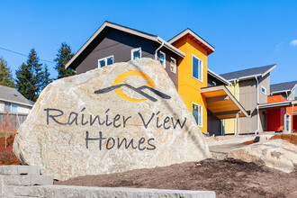 Rainier View Homes in Seattle, WA - Building Photo - Building Photo