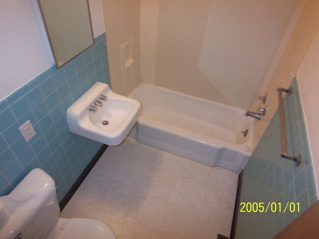 923 Garfield Ave in Ames, IA - Building Photo - Building Photo