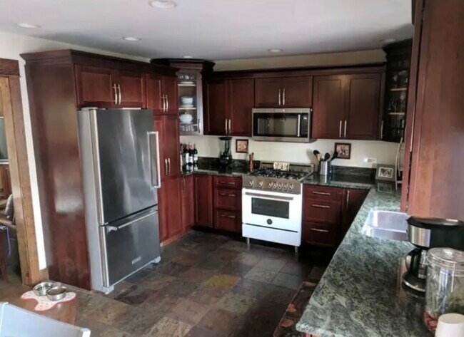 754 Spring Rd in Elmhurst, IL - Building Photo - Building Photo