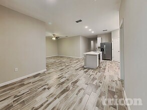 1337 19th St in Orange City, FL - Building Photo - Building Photo