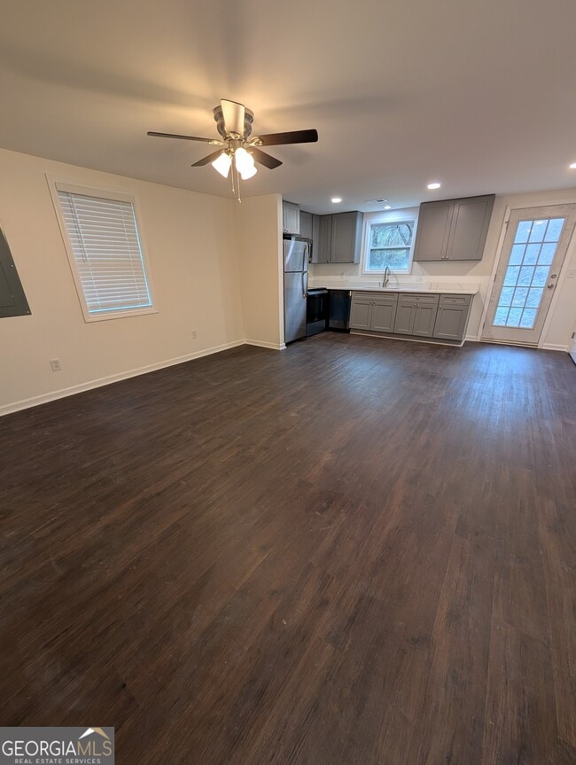 319 Corinth Rd in Hogansville, GA - Building Photo - Building Photo