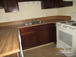 6326 W Fairfield Dr in Pensacola, FL - Building Photo - Building Photo