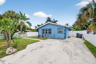 601 SW 5th Ave in Delray Beach, FL - Building Photo - Building Photo