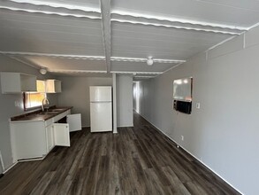 445 Daybreak St in Waco, TX - Building Photo - Building Photo