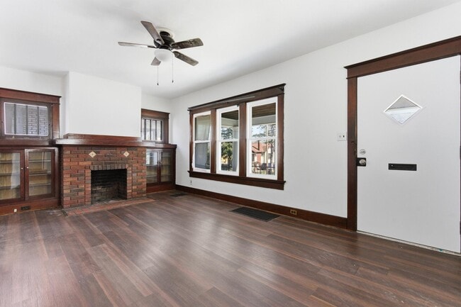 223 Elmhurst Rd in Dayton, OH - Building Photo - Building Photo