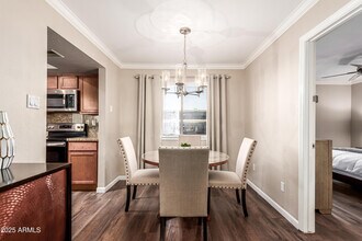 8256 E Arabian Trail in Scottsdale, AZ - Building Photo - Building Photo
