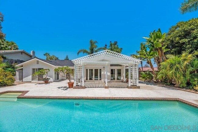 2841 Cacatua St in Carlsbad, CA - Building Photo - Building Photo