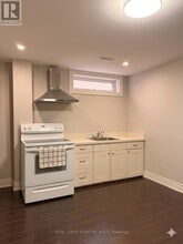 282 Aylesworth Ave in Toronto, ON - Building Photo - Building Photo