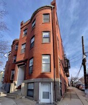 379 Meridian St in Boston, MA - Building Photo