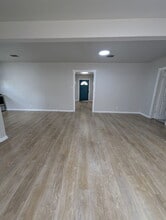 1108 E Crockett St in San Antonio, TX - Building Photo - Building Photo