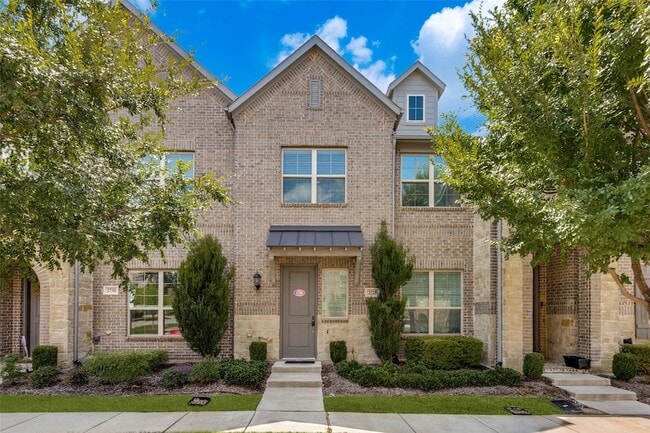 property at 2728 Shelby Dr